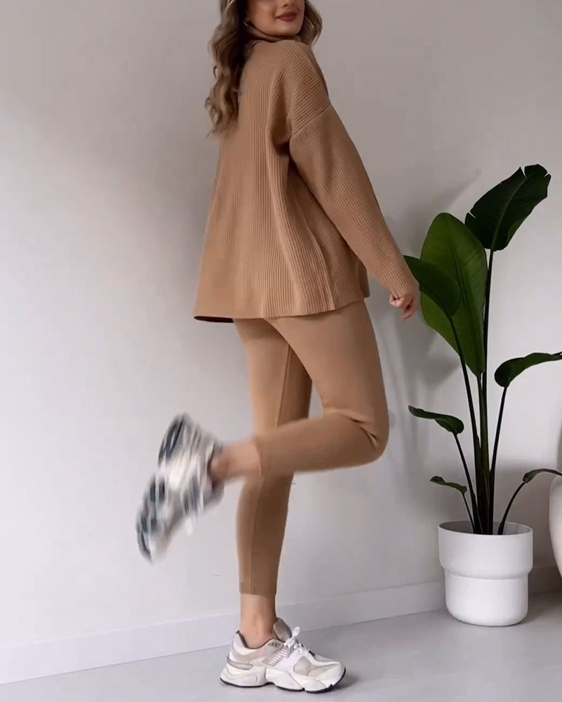 Chic turtleneck top and slim trousers two-piece set - Image 11