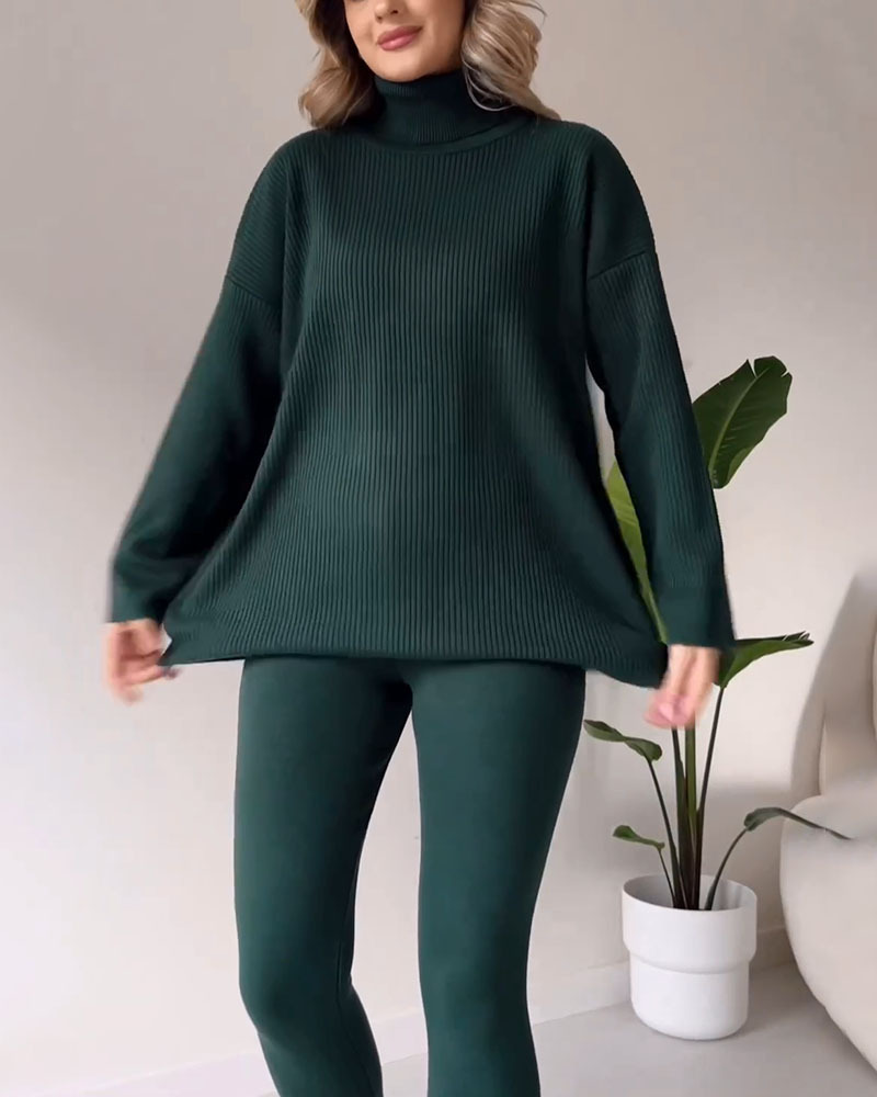 Chic turtleneck top and slim trousers two-piece set - Image 9