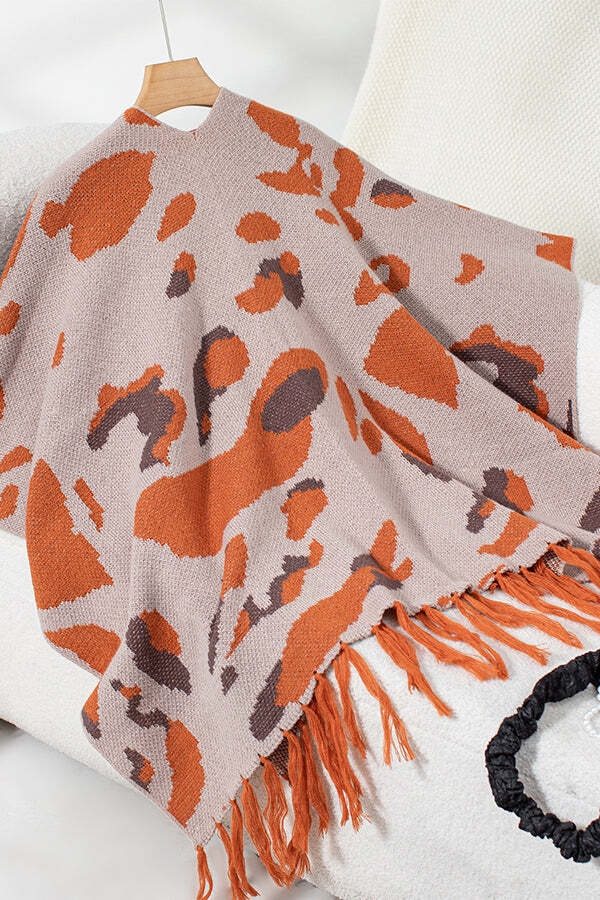 Fashionable Leopard Print Contrast Tassel Hem Loose Knitted Shawl - Image 12