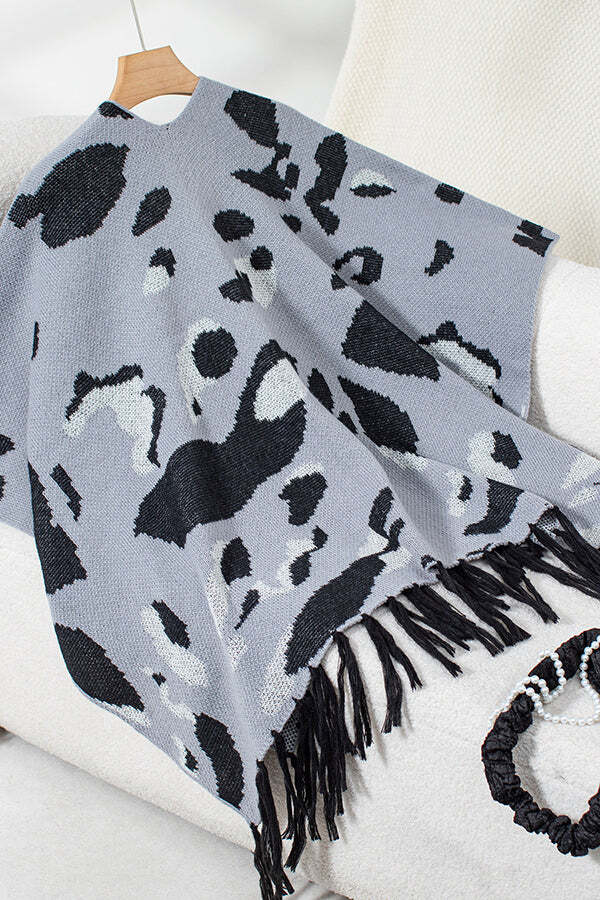 Fashionable Leopard Print Contrast Tassel Hem Loose Knitted Shawl - Image 14